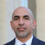 أشطر دكتور أسنان